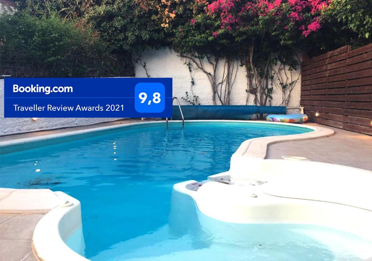 Villa Christina With Private Pool In Saronida, Near Stunning Beaches, Athens Airport & Sounio Екстер'єр фото
